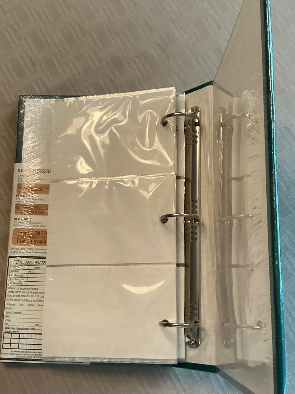 PIONEER Green Photo Album with Gold Border